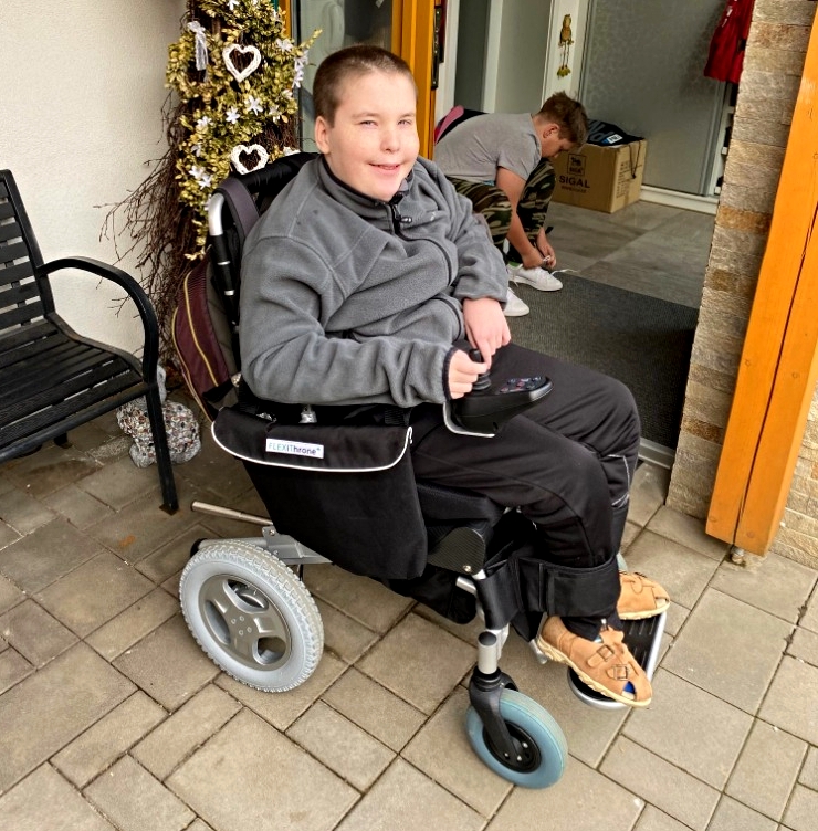 matej-web.jpg matej-web.jpg